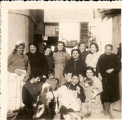ORAN LES VOISINS DU 2 PLACE DE CARTEAUX 002
